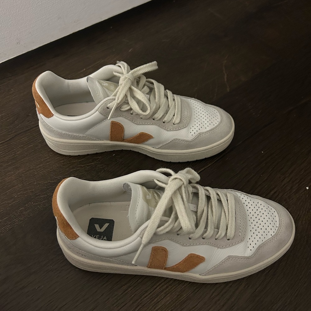 Veja White and Tan Sneakers